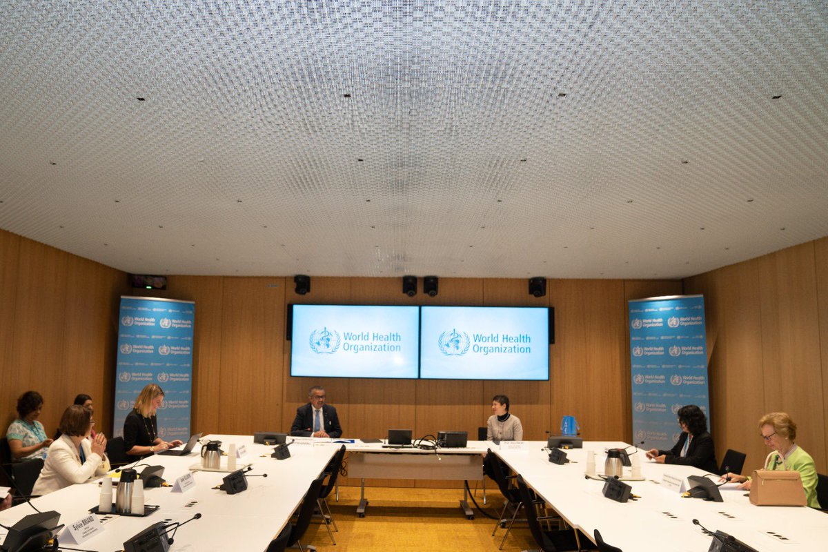 Pleased to sign a Memorandum of Understanding with <a href="/Mansoura1968/">Azza Karam</a> to strengthen <a href="/WHO/">World Health Organization (WHO)</a>-<a href="/religions4peace/">Religions for Peace</a> efforts on promoting health; enabling whole-of-society responses to health crises &amp; including faith actors in emergency preparedness &amp; response. Together, for health &amp; peace.