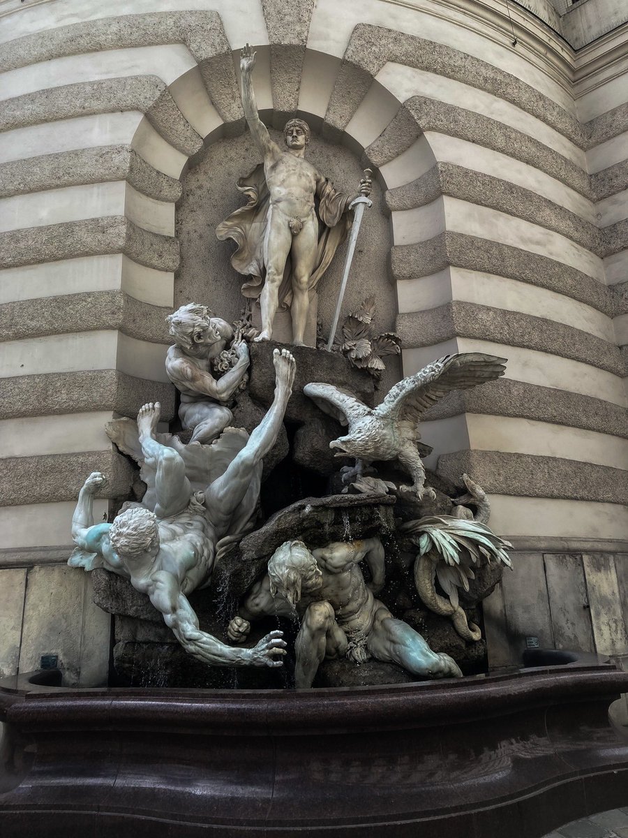 Academia Aesthetics tweet media