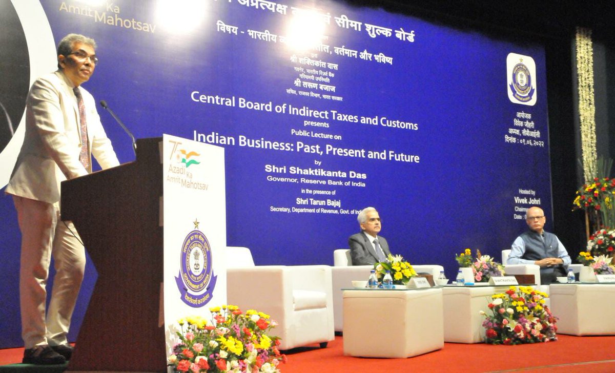 जर <a href="/cbic_india/">CBIC</a> ला उत्क्रांती प्रक्रिया सुरुच ठेवायची असेल, तर आपल्याला त्याचे हार्डवेअर आणि सॉफ्टवेअर दोन्ही अंगिकारले पाहिजेत. आपल्या कामाचा व्यवसायावर मोठा परिणाम होतो. या व्याख्यानमालेतून CBICच्या कामाचे बाह्य लोकांच्या दृष्टीकोनातून मूल्यमापन करण्याची संधी मिळते: CBIC अध्यक्ष