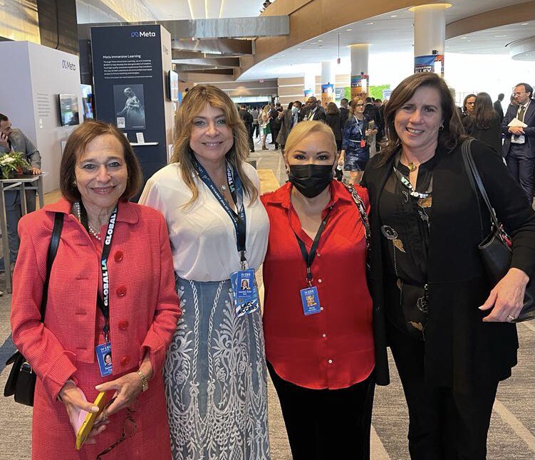 amchamgye's tweet photo. Nuestra presidenta @ChairAmchamGYE participó activamente en #IVCEOSUMMIT que incluía una #RoundTable del presidente Guillermo Lasso con directivos de Amazon, Arbnb, General Motors, entre otros.
@neryjac_nery @josepileggi @edithvillavic @anitagallardo
@USChamber
@AACCLA_USCC https://t.co/wr3gGYukhi