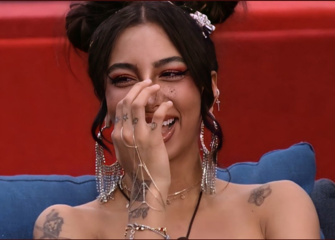 03TrashAddicted's tweet photo. Happy birthday alla vera e unica vincitrice del gfvip6 💜
#Lulu #LuluSelassie #fairybday #fairylu #fairyarmy #fairyspace https://t.co/kiWotvh7Th