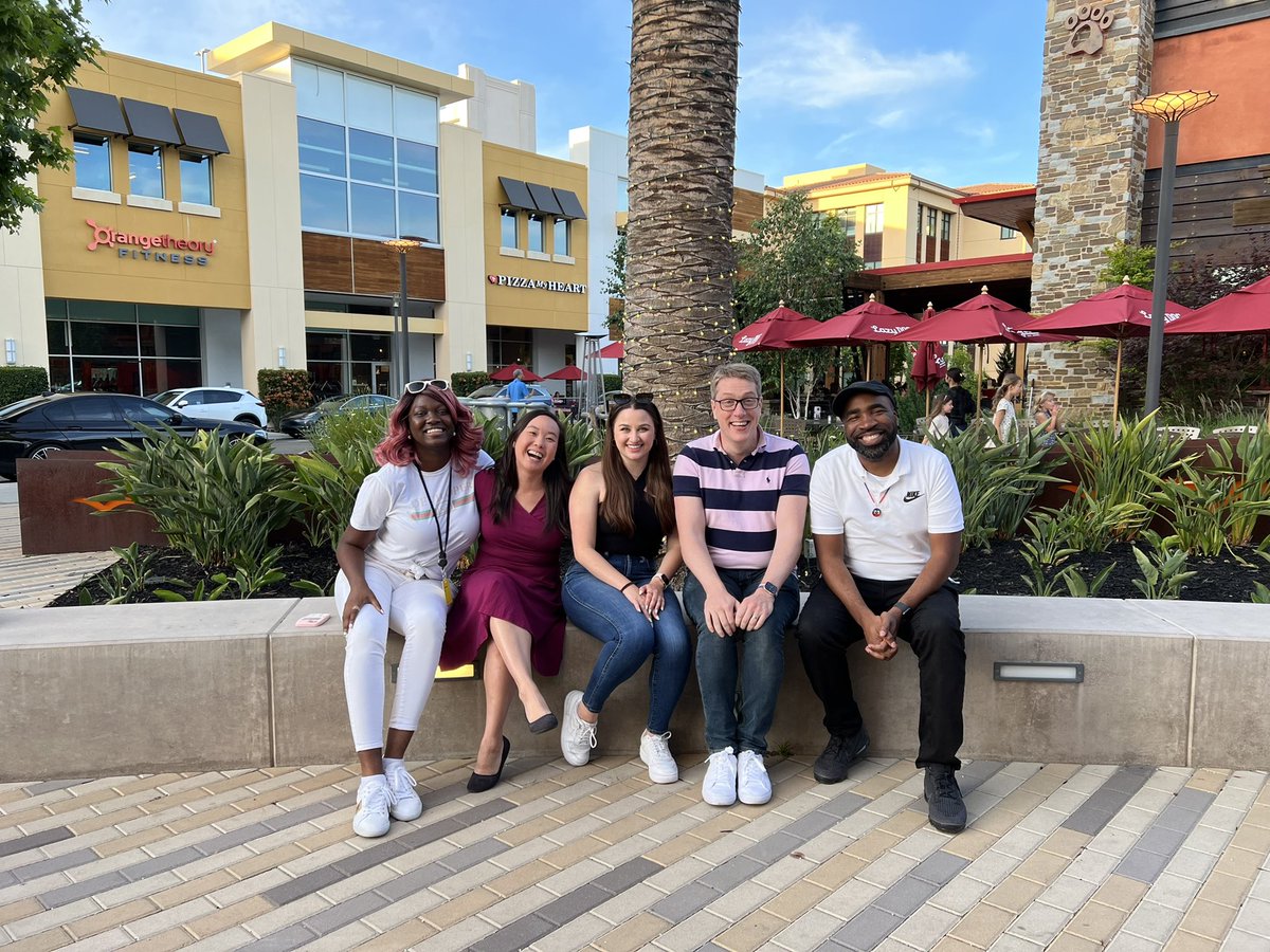 twostraws's tweet image. Some of the Diversity in Swift team finally got to meet up at #WWDC22! Such lovely people, working really hard to encourage more folks into our community. Hopefully next time @devanshimodha can join us 🙌🌈