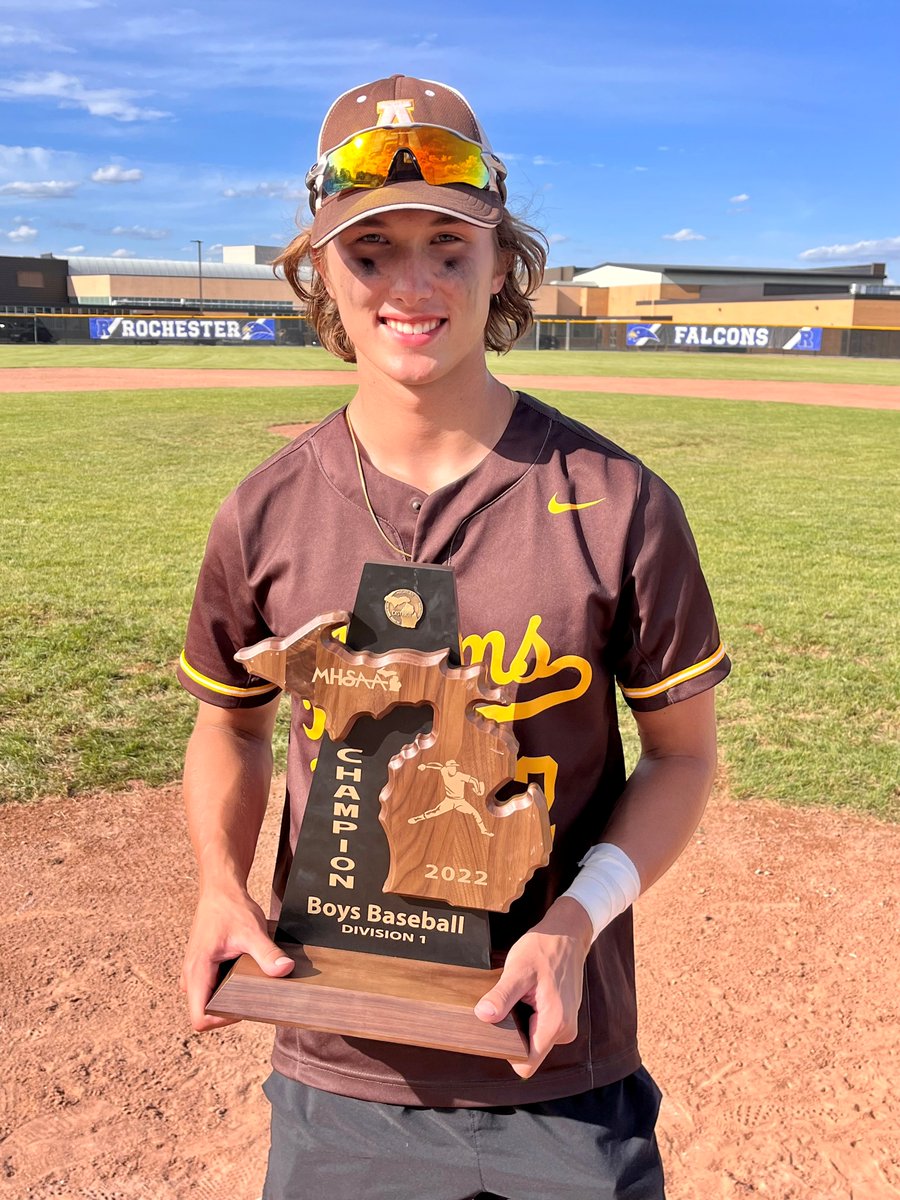 High-academic 2022 <a href="/JacksonBorowski/">jackson borowski</a> finished his senior year at <a href="/AdamsBaseball/">Rochester Adams Baseball</a> with a district championship &amp; strong numbers - hitting: .419 w/ an OBP of .581 &amp; .661 SLG - pitching: 2.37 ERA, 1.2 WHIP &amp; .182 BAA for a 7-1 record in 35.1 innings pitched -  a 2.4 K/BB ratio.