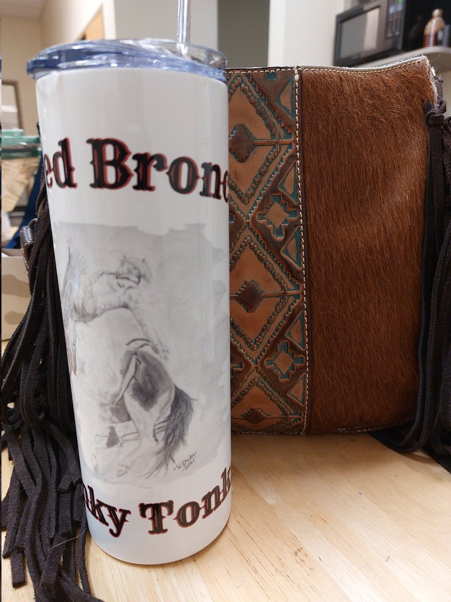 DukeKaysa's tweet photo. Tumbler available. Painted Broncs &amp; Honky Tonks. Thirty-nine ninety-five plus shipping. Let me know if you're interested 
#bronc #rodeo #cowboy #roughie #tumbler #kaysadukeart https://t.co/g4QjP0aNAU