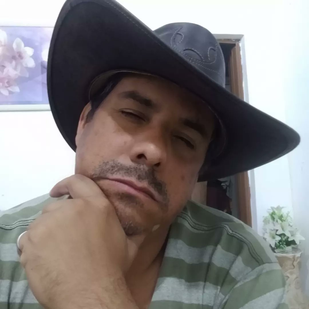 DanielLopesdeL9's tweet photo. Cadê a minha bruaaca 😂 https://t.co/GOGFKZ47B4