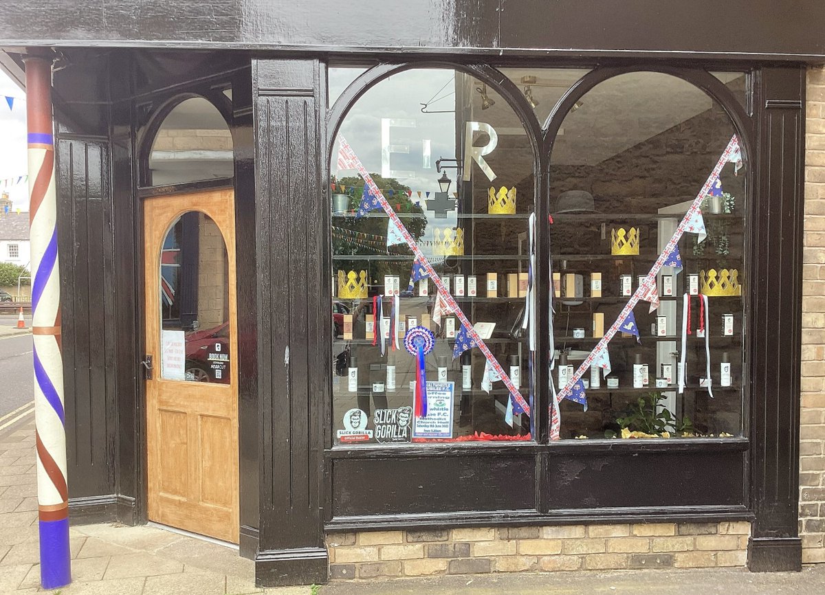 Centre0fBritain's tweet photo. The winning shop window display https://t.co/d7D55bllpD