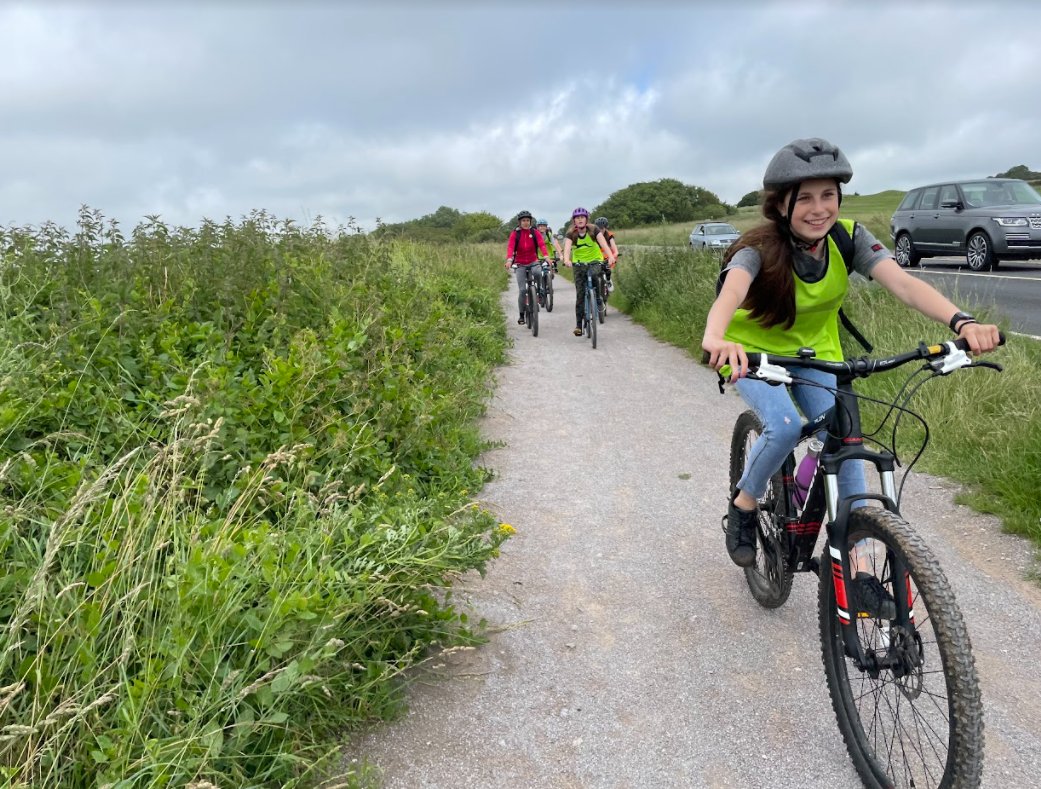 Our very own #ThisGirlCanSussex Ambassador, Tess Agnew <a href="/FitBits_/">T e s s    A g n e w</a>   set up Varndean Girls’ Bike Club with the aim of creating a supportive &amp; fun environment for girls to ride bikes and help grow confidence through cycling 🚴

Read the case study👉ow.ly/LV9850IGWH5
#BikeWeek