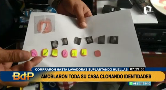 PTV_Noticias's tweet photo. #BDP #EnVivo | REUNIERON GRAN FORTUNA. Sujetos #clonaban identidad de personas para #robar.
Míranos EN VIVO ► https://t.co/gj7lGwGLNU
#PanamericanaTelevisión #NoticiasPanamericana #suplantación https://t.co/ogJKySYra9
