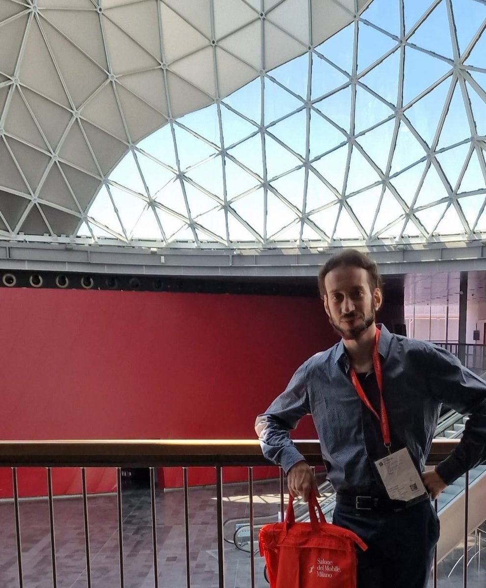 simonintermite's tweet photo. Oggi al #Salonedelmobile2022 #guestpanel per parlare di #Domotica #Digitale e sostenibilità anche per l'abitare. #domanipress #MadeInItaly #design #architecture https://t.co/ZWVxubv8I6