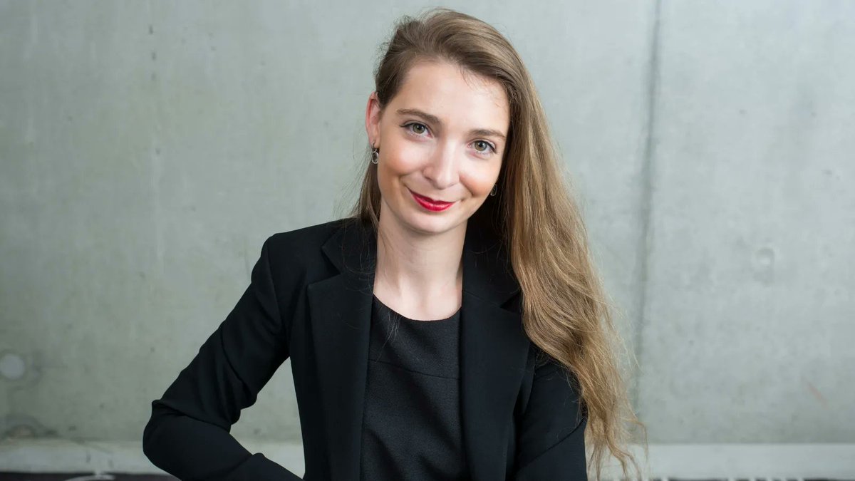 Coppélia Marincovic uses her master's in environmental science from SEAS to help guide which climate science and sustainability technologies she invests in as a partner with the <a href="/SolvayGroup/">Solvay</a> venture capital fund. buff.ly/3zhdhws