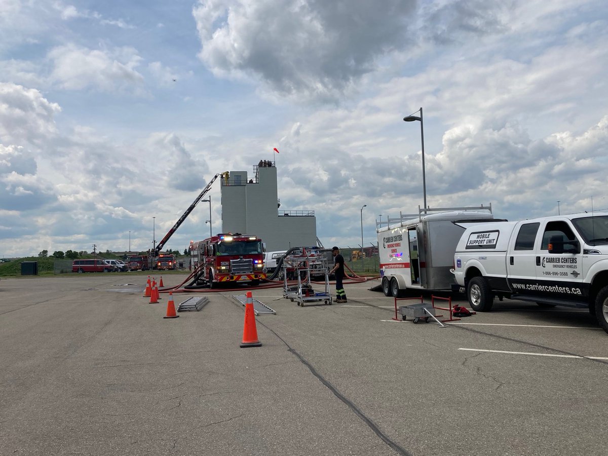 CarrierEmerg's tweet image. A lot of activity at the Garry Morden Centre in Mississauga yesterday - ground ladder testing, pump testing and fire ground training. @MississaugaFES @derynrizzi