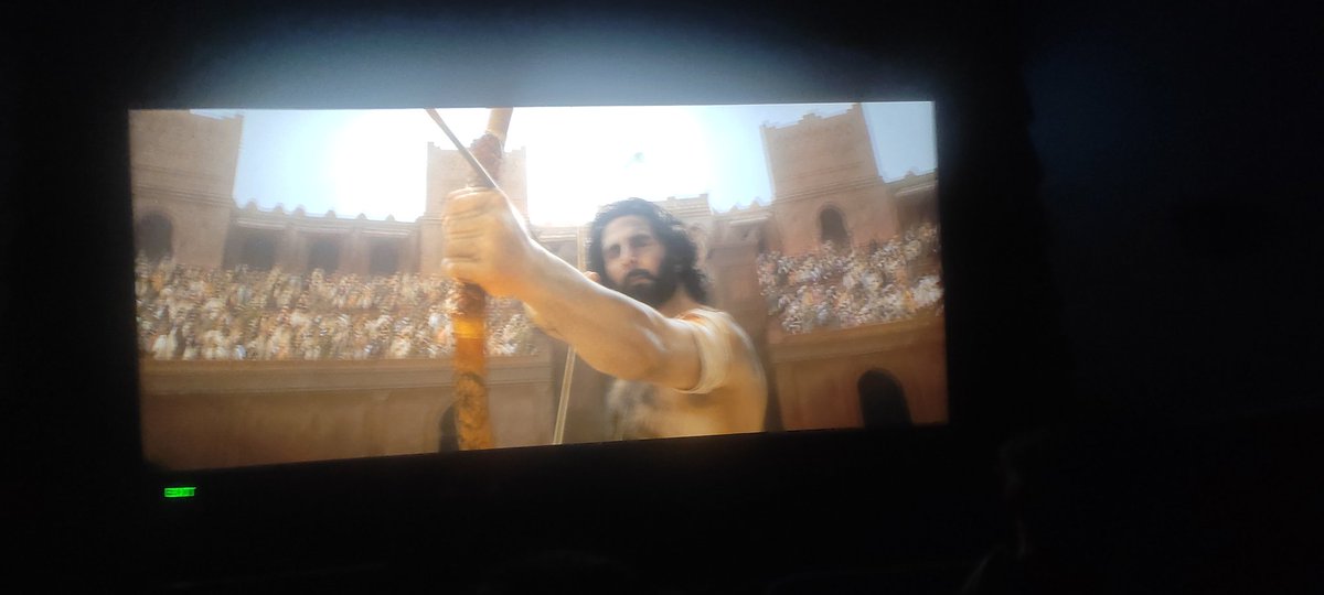 Just watched #SamratPrithviraj , what a outstanding movie. Excellent dialogues. Excellent action kudos to #manavvij @akshaykumar what timing. Almost cried during end scene. A must watch epic @yrf hats off @ManushiChhillar