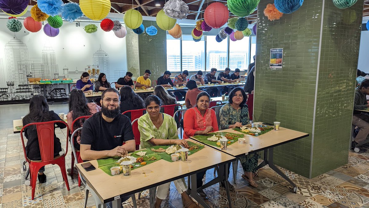 Traditional Indian Meal at @redhatindia #LifeAtRedHat #WorldEnvironmentDay2022 
#RedHat knows how to make you feel at home!