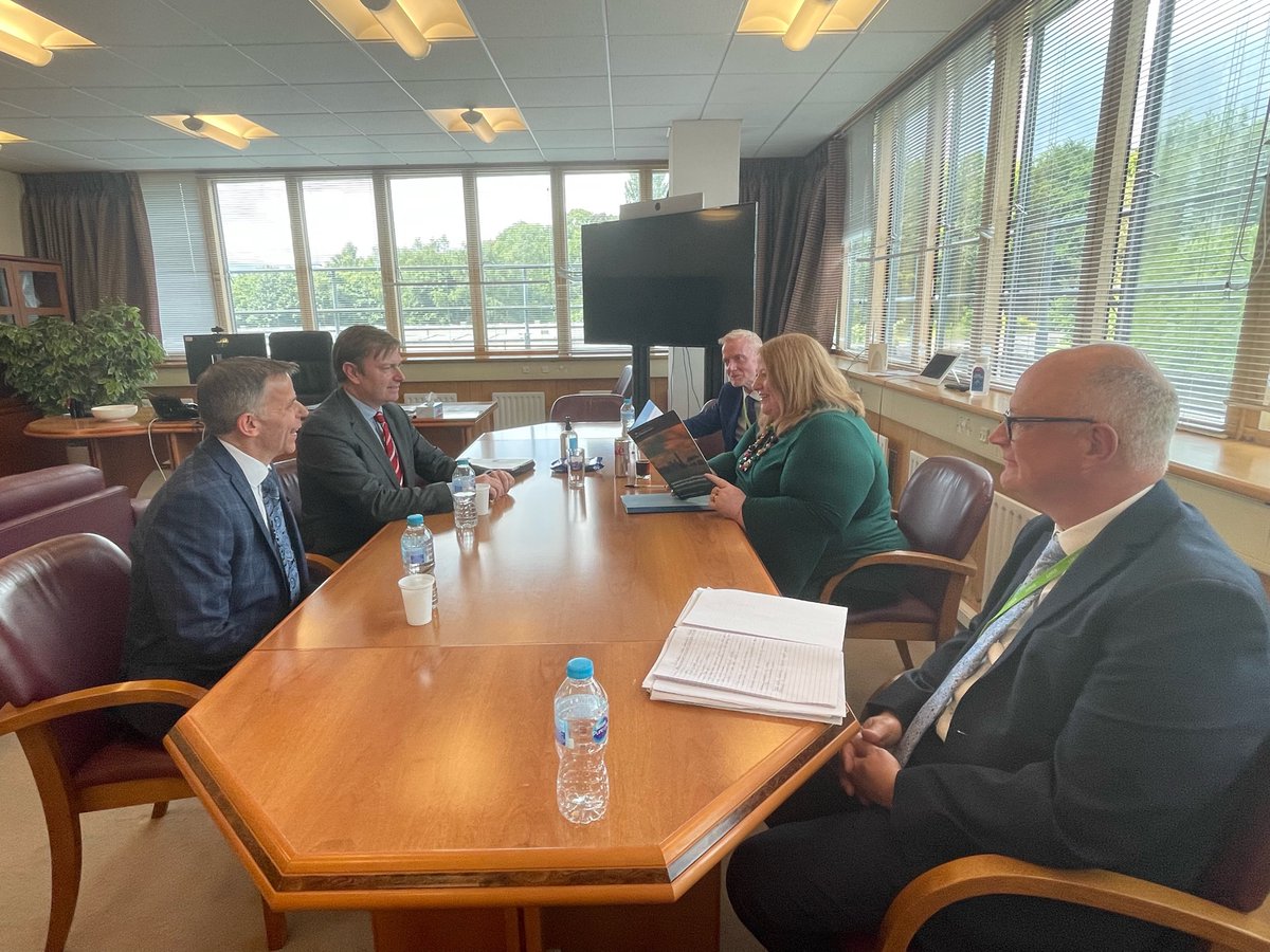 The APPG is delighted to see the chair of our Advisory Board <a href="/JBSimon73/">Jim Simon</a> present the inaugural inquiry report into restorative justice to <a href="/naomi_long/">Naomi Long MLA</a> in Belfast yesterday. 

To view this report for yourself follow this link: rjappg.co.uk/inquiryreport/