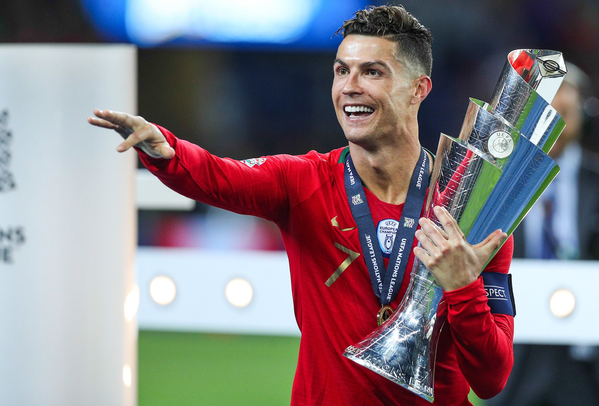 UEFA Champions League on X: Cristiano Ronaldo has been named Portugal's  player of the year. Congratulations! 💪 #QuinasDeOuro #UCL   / X