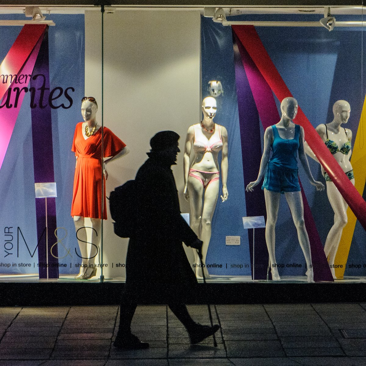 8pm CHALLENGE: SILHOUETTES

 #Photo24London