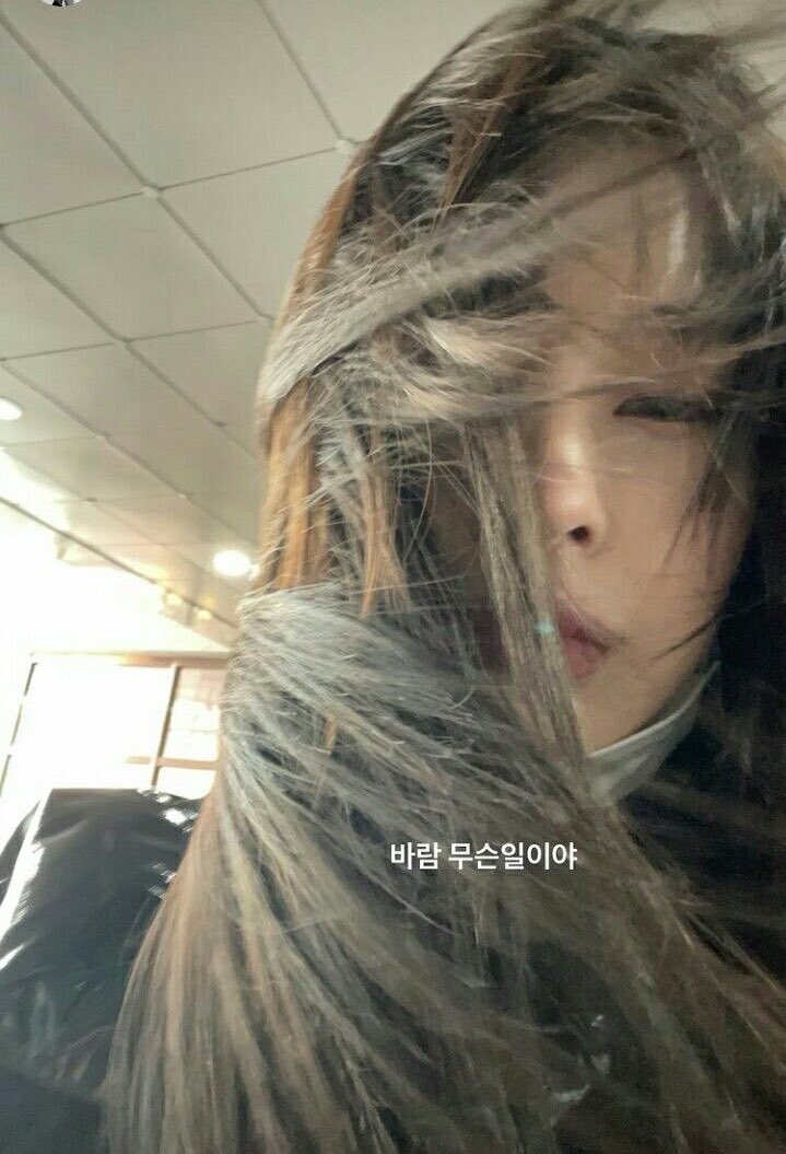 sudatapewa's tweet photo. ลมวันนี้มันอะไร https://t.co/VDyKtR17dW