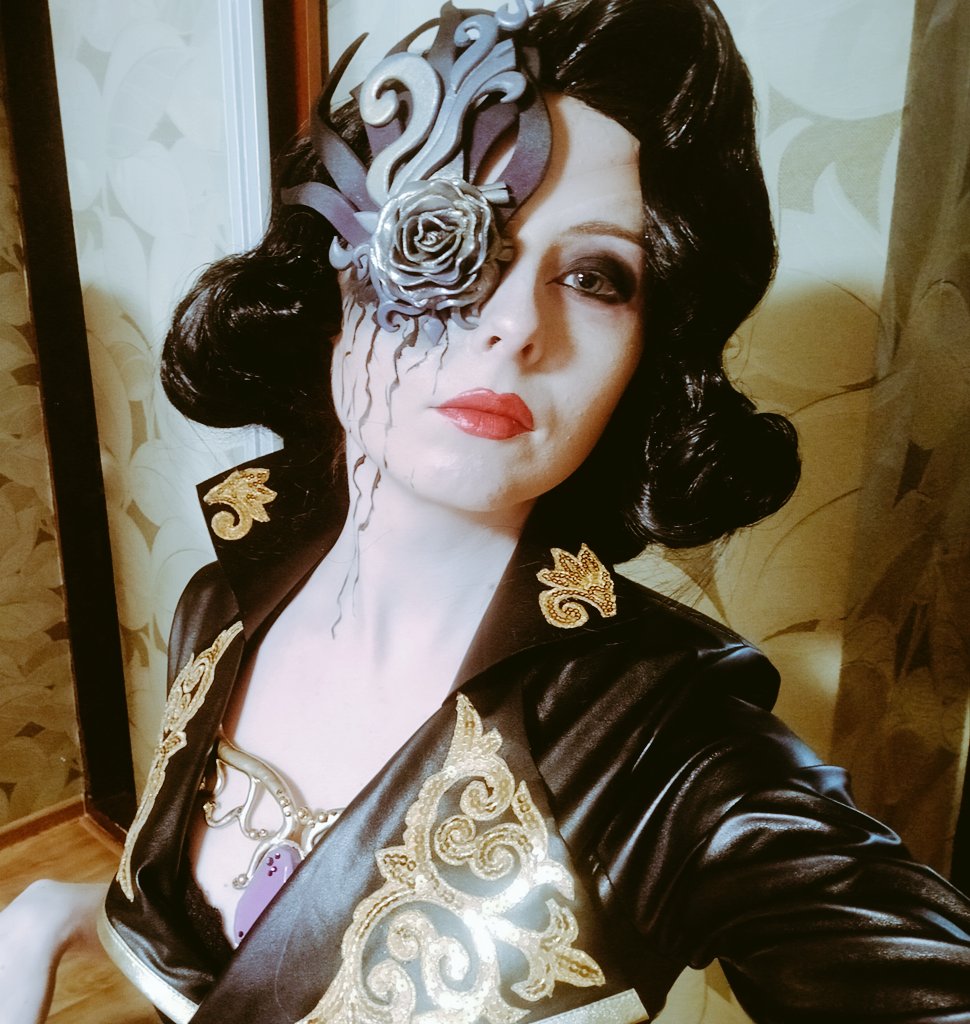 Mayosamurai_hj's tweet photo. happy bday margie (в мене нема гарних фото)

#IdentityV #identityVイラスト #female_dancer #Margaretha_Zelle #cosplay #HappyBirthday https://t.co/RzNdvwtgFb