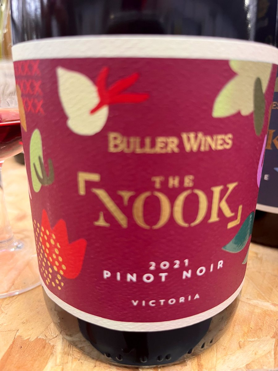 The @londonwinefair highlights the ability to see the diversity of wine - great to see such big support from Portugal <a href="/winesoftejo/">Wines of Tejo</a> Greece <a href="/DrinkGreekWine/">Wines of Greece</a> <a href="/winevic/">Wine Victoria</a> &amp; Wine Victoria representing the 21 wine regions around Melbourne 🇦🇺 <a href="/PizziniWines/">Pizzini Wines</a> <a href="/Rachbop/">Rachel Davey</a> <a href="/TheBuyer11/">The_Buyer</a> <a href="/bullerwines/">Susan Buller</a>