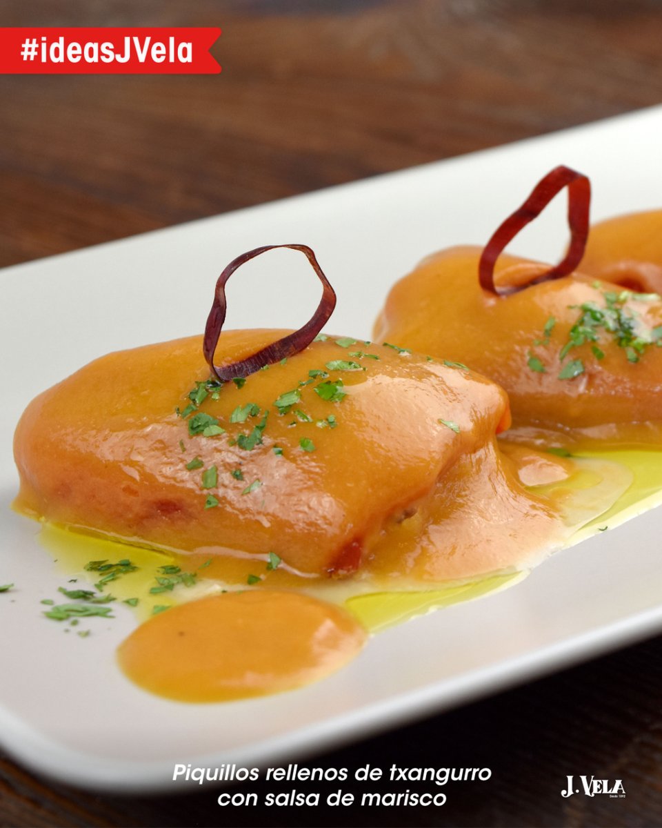 El txangurro 🦀 probablemente sea uno de nuestros rellenos favoritos para los pimientos del piquillo 🌶️, y si ya los cubres con salsa de marisco..... 🦐 nos declaramos fans incondicionales. 😍
¿A ti te sucede lo mismo?

#txangurro #JVela #Mendavia #piquillos #IdeasJVela