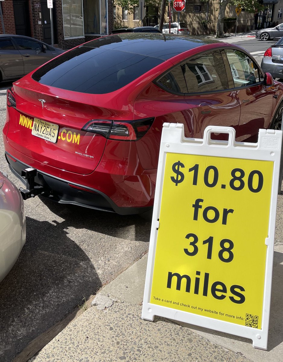 NAY2GAS's tweet photo. Got a new #Aframe display with two new 24” x 36” inserts that I designed to teach people about #electricvehicles when I go to #CarShows with my #TeslaModelY - I had @GotPrint make them up for me. What do you think? #NAY2GAS #GasPrices #EVcarShows https://t.co/S640K3VImM #gas https://t.co/yBsspfTTcT