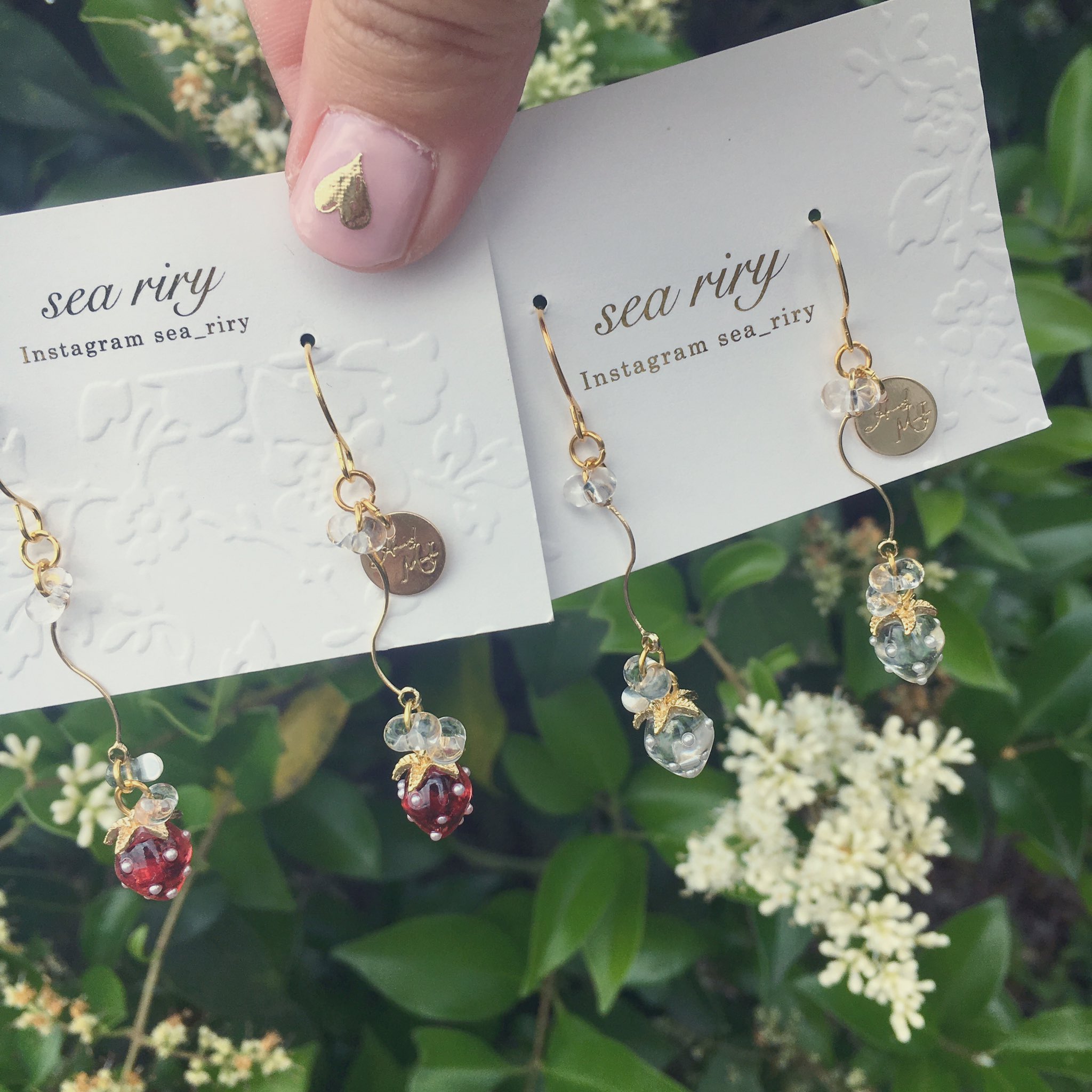 ぷっくりいちごピアス⟡.· 16G］ ちびちび サイズのさくらんぼ cherryストレート 軟骨