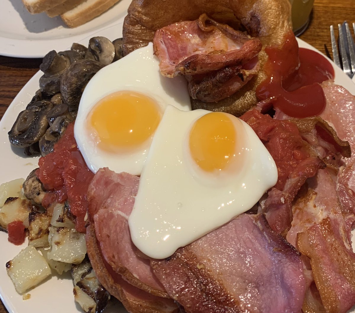 What else would it be..?? <a href="/tobycarvery/">Toby Carvery</a> #greatfood #breakfast #supper #nightshift #SUNR15E