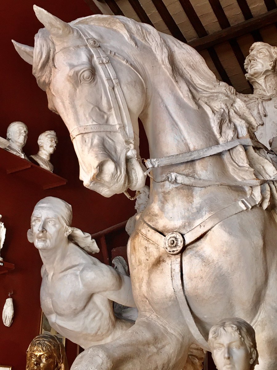 caputmundiHeidi's tweet photo. Colazione con gli amici ☕️ circondati dalle riproduzioni delle opere del #Canova del suo talentuoso allievo, Adamo #Tadolini .
Il laboratorio ora è un ristorante…
Ristorante Museo Canova Tadolin… via del Babuino
#Roma 🤍
#Rome https://t.co/LpsxTaOdM4