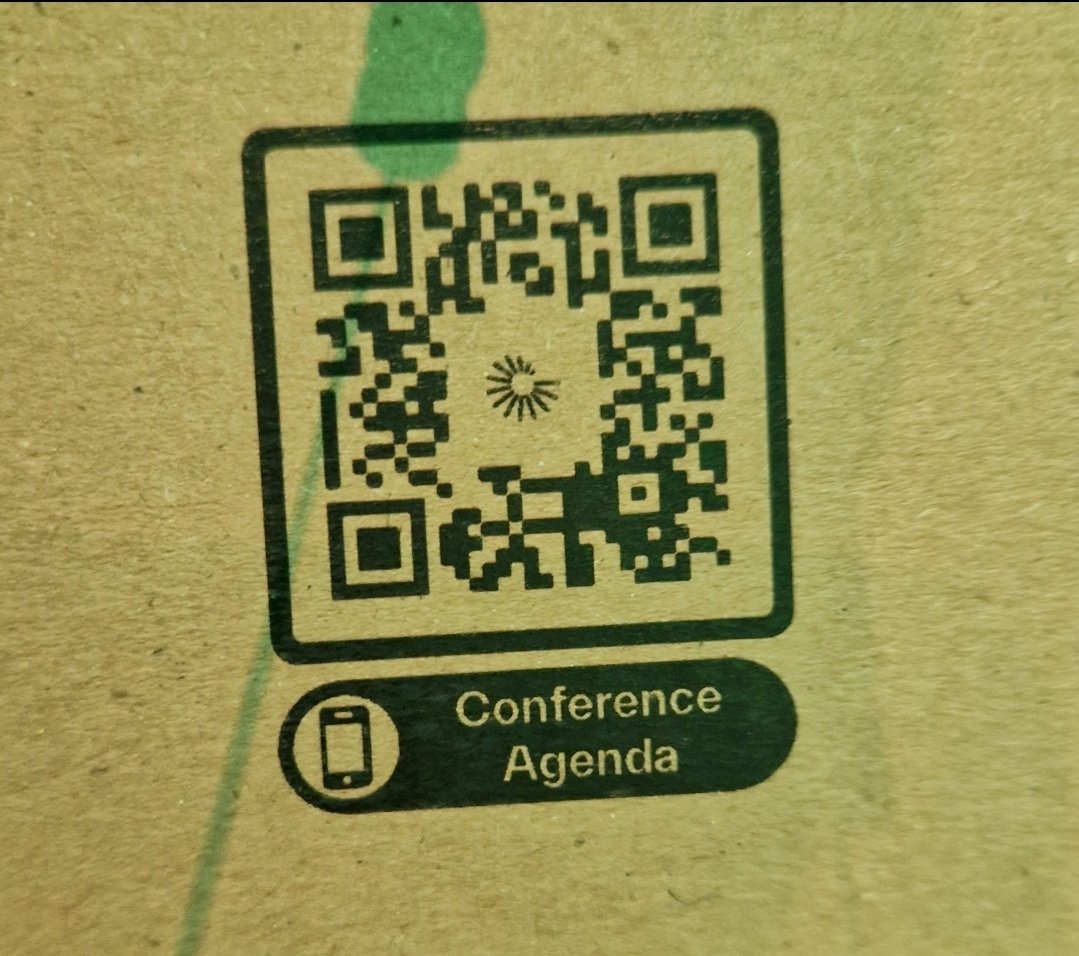 GconnTec's tweet photo. At @BordnaMona #ISF22  conference today, it's great to see Datacentres (QR Code - Agenda) is front and centre to reduce the climate impact of the event 👍🇮🇪☘️ 

Every App, The Cloud, QR Code,"Smart" Device, Grid and City depend on "Data" in a "Centre" as tools to reduce our risk https://t.co/419mRpPUqf