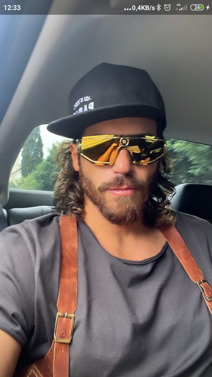 Have a good day everyone!!
Can is spoiling us..new car selfie!!! Love it!!🧿💥⭐🤣💎!#CanYaman
#Sembrastranoancheame
#CanYamanMania
#Maniastyle
