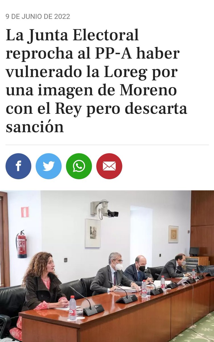 TTomillero's tweet photo. El 46.5 de la Loreg: "No pueden presentarse candidaturas con símbolos que reproduzcan la bandera o el escudo de España, o con denominaciones o símbolos que hagan referencia a la Corona"
#MeLoExpliquen https://t.co/OLvCs1COhX