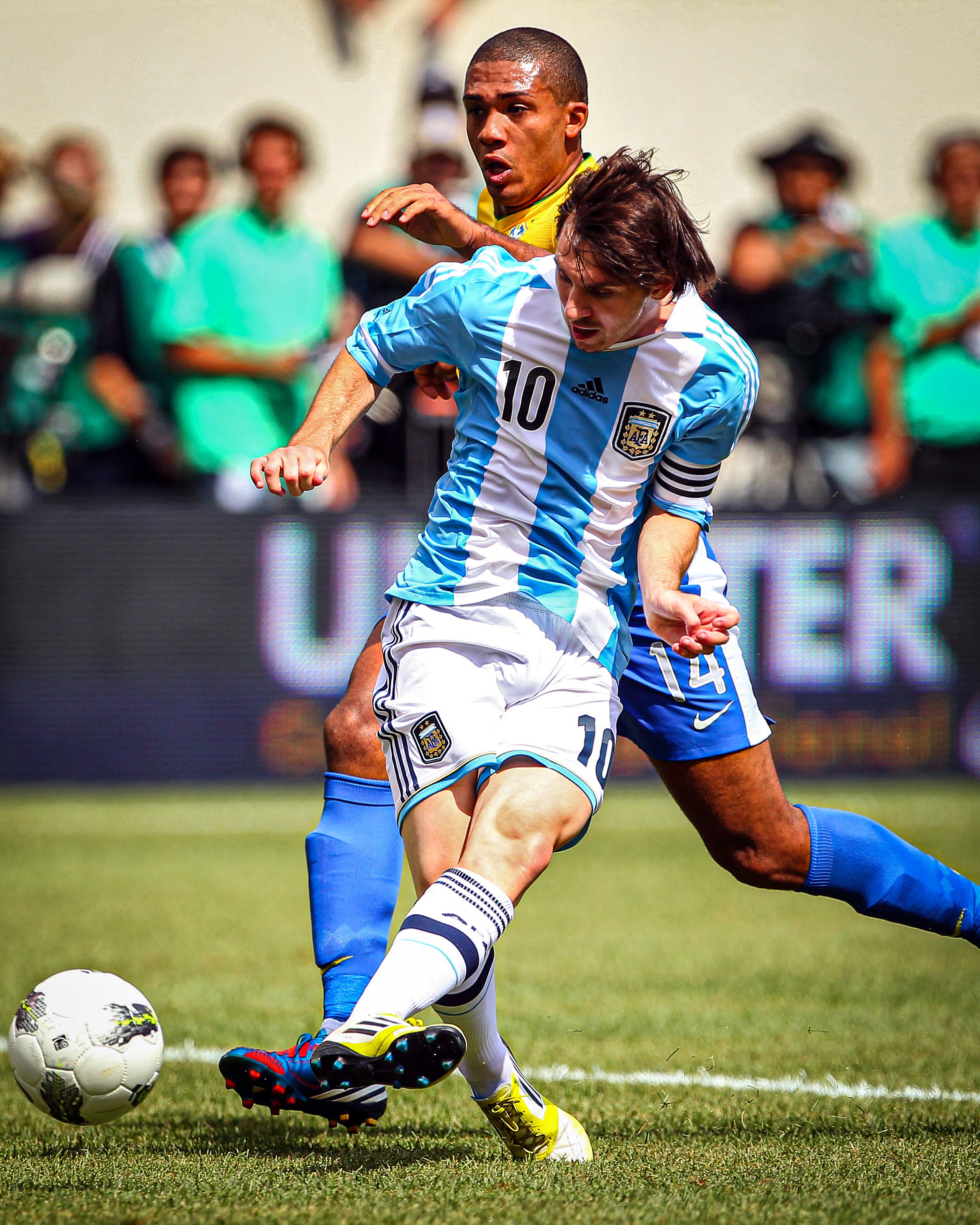 GOAL on X On this day in 2012 Lionel Messi scored a stunning hat trick against Brazil. He ended the year with a record 91 goals for club and country https t R062n5e2Dx