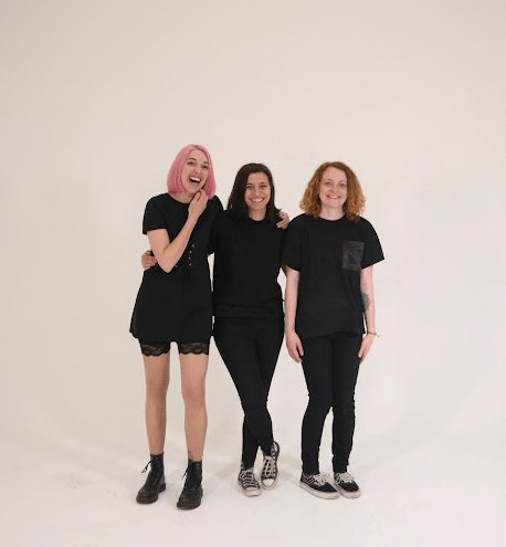 godisinthetv's tweet photo. NEWS: @BERRIESBANDUK unleash new single ‘Haze’ ahead of their tour and debut album, ‘How We Function.’ https://t.co/01x8yroJIN https://t.co/ly99NKrZ6g