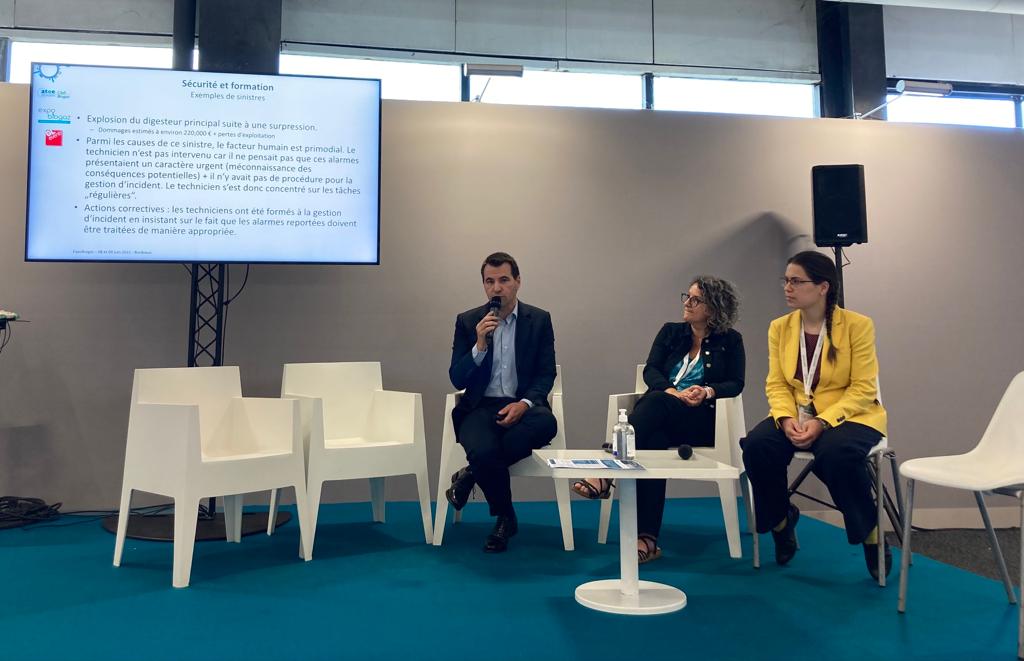 AssociationATEE's tweet photo. [🔴 En direct] - J2 à @expobiogaz 
🗣 @DelageEric2, @CarineDL24 et A.L'Hostis interviennent sur la sécurité et formation, développement et déploiement du simulateur de maintenance 3D SIMUMETHA
#méthanisation #biogaz
@Club_Biogaz #MSIG #CFPPA Dordogne https://t.co/LrgPlC6gmi