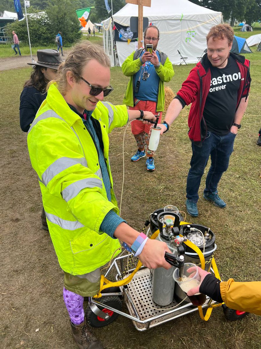 boop (formerly Oli) tweet media