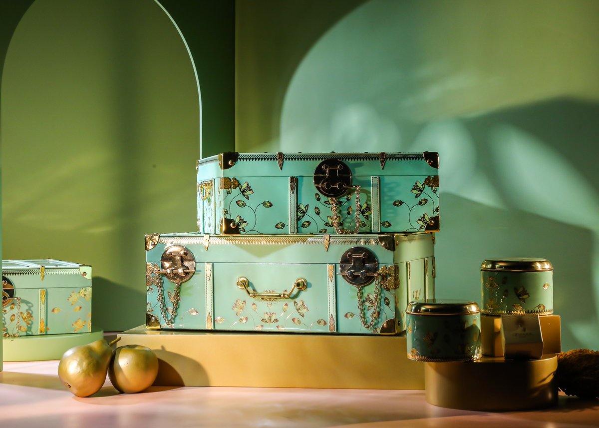 _Izzhaar's tweet image. Pampering and endearing wedding invite box curated exclusively for your special ones. This refreshing and captivating wedding invitation box has some handcrafted delights by IZZHAAR and some blissfulness for your loved ones.
.
.
#izzhaar #weddinginvitation #wedding  #weddingideas