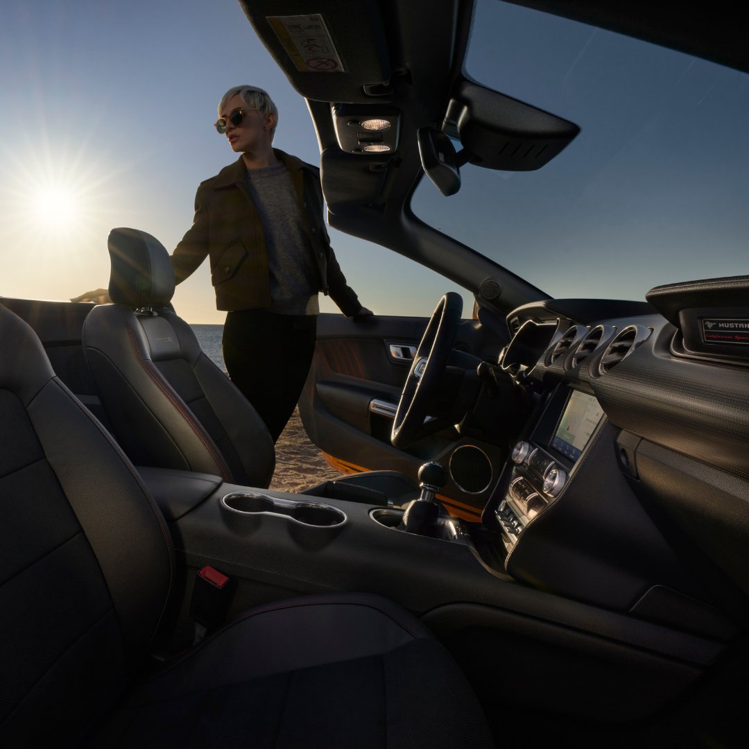 FordFrance's tweet photo. Liberté. Sensations. Évasion... 💯
Qui parmi vous a déjà eu le plaisir incomparable de cruiser en #Mustang ? ✨
#ford #fordfrance #fordmustang #mustangcalifornia #mustanglovers #mustangcommunity https://t.co/Huegwa2xw5