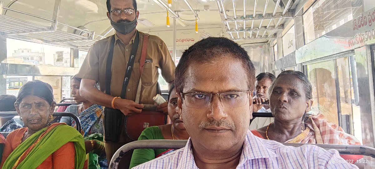 DMWNPTSRTC2's tweet image. #Busday. Bus travel on route Wnp Mbnr phb pvg service