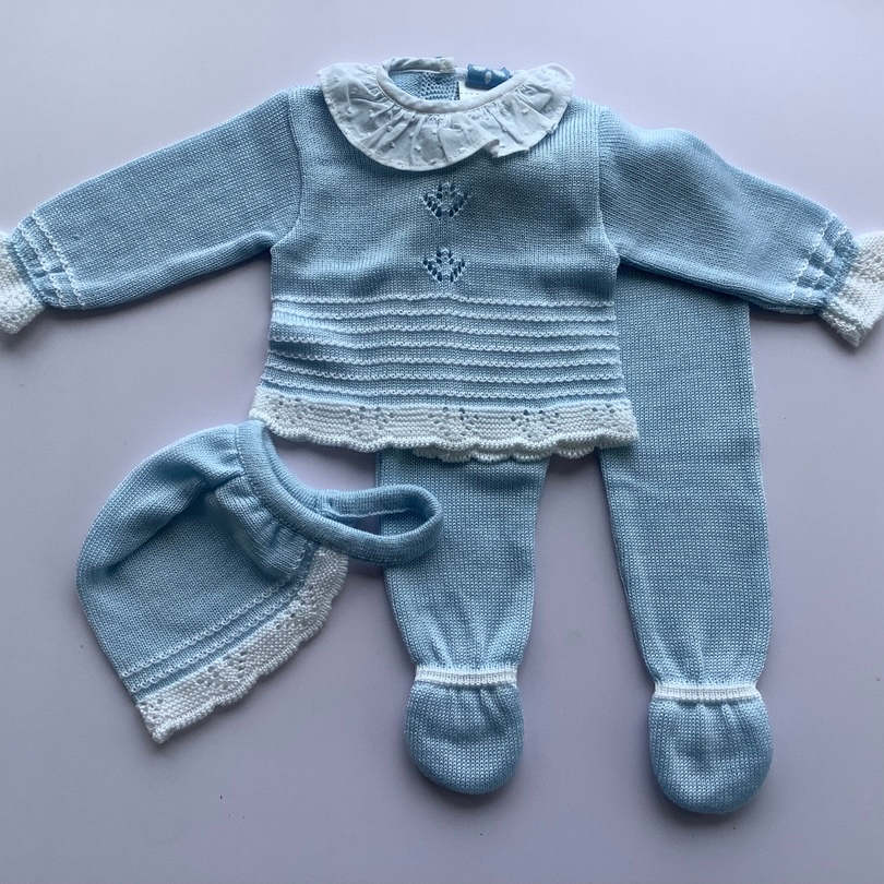 Closecito_'s tweet photo. El sueño de tener a tu pequeño principe en brazos solo puede ser mas especial con una primera puesta 💙😍
Guarda este post y compartelo con esa futura mami 🥰
#closecito #niñosconestilo #niñosclosecito #niñosconpersonalidad #modainfantil #ropainfantil #fashionkids https://t.co/8LEjTd0wdL