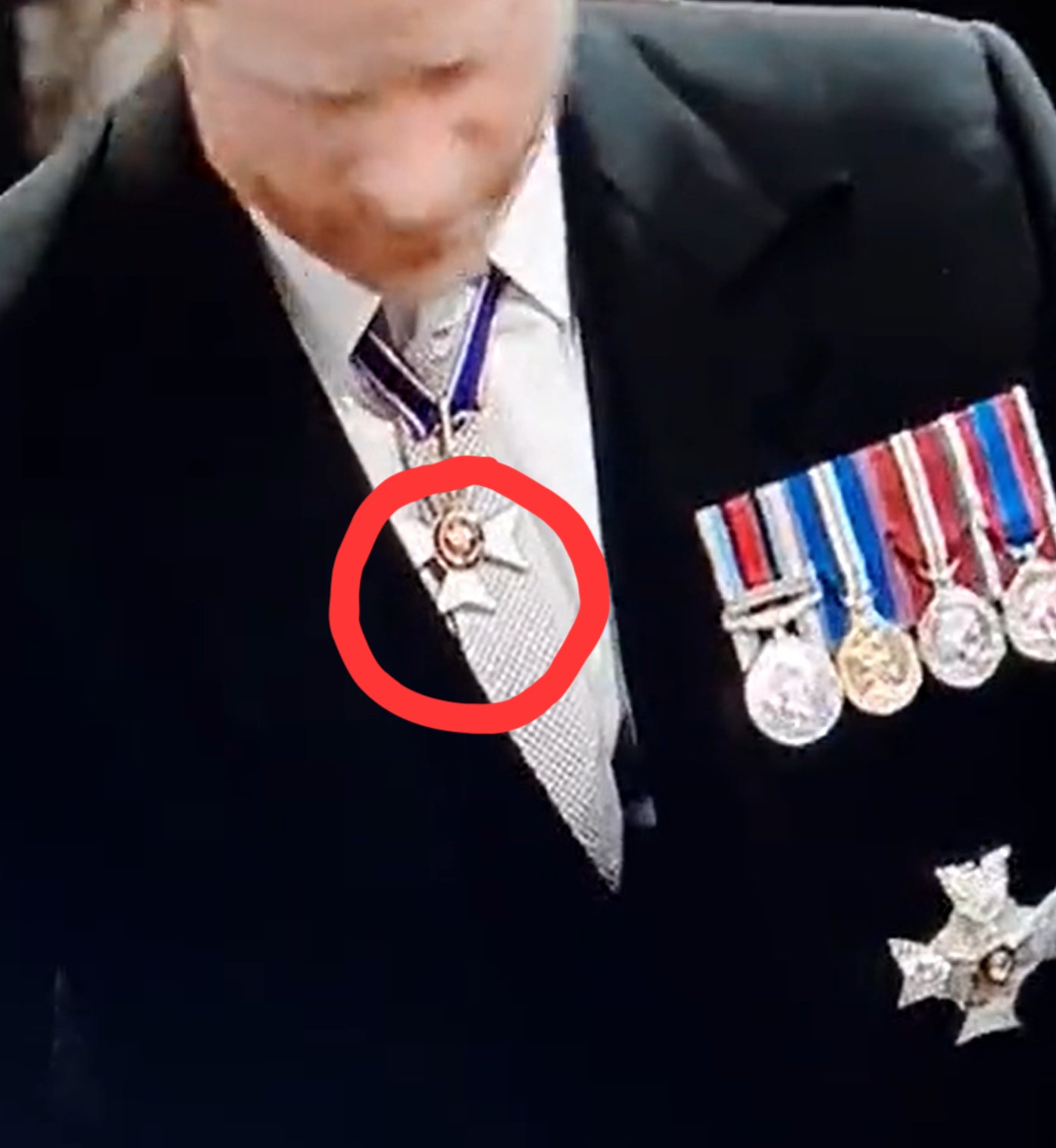 It's not cricket!🏏 on Twitter: "Is that a wire under his badge? #