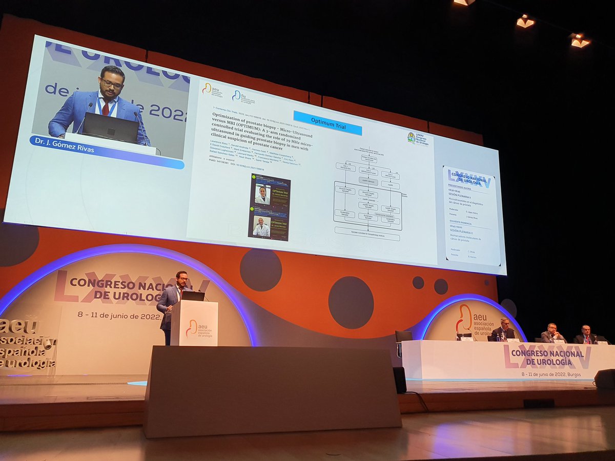 Hoy  <a href="/JGomezRivas/">Juan Gómez Rivas</a> sesión plenaria en #microultrasonidos para detección de #PCa  durante #aeu22 presentado utilidades y resultados una tecnología atractiva cada día más utilizada