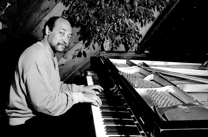 Jazz Birthdays  

Happy birthday to Kenny Barron!  