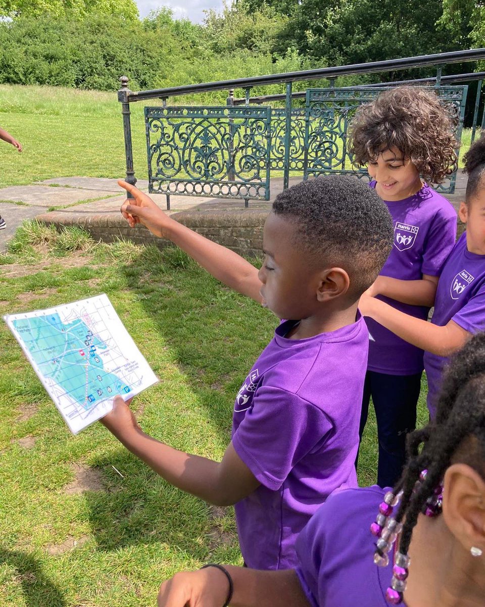 HPA_Philip_Lane's tweet image. #HPAPLYear3 are on an orienteering adventure in Hampstead Heath! 📍🧭🗺