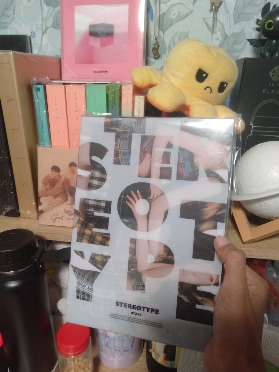 zupsashimi's tweet photo. sobrang secured po ng item thank you 💕💕 pang apat na album ko na order ang Staycgirls @ChingusCorner https://t.co/uqbRfQv2MG