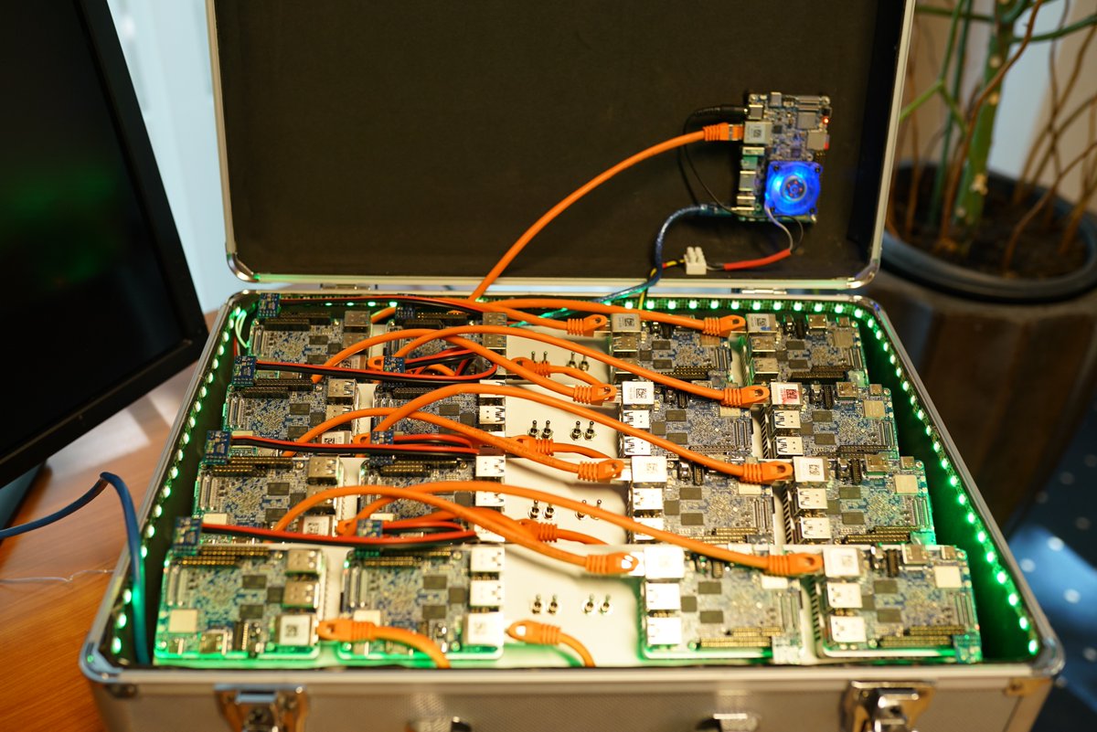 VSCluster's tweet photo. One of many fun encounters at #ASHPC22 was Cluster Coffer - a miniature #supercomputer used for public outreach and teaching parallel programming & #HPC.
Although aimed mostly at non-experts, the mobile cluster entertained us all. Thanks @uniinnsbruck! https://t.co/TIgRa2SRYr https://t.co/q7T9xWW8of