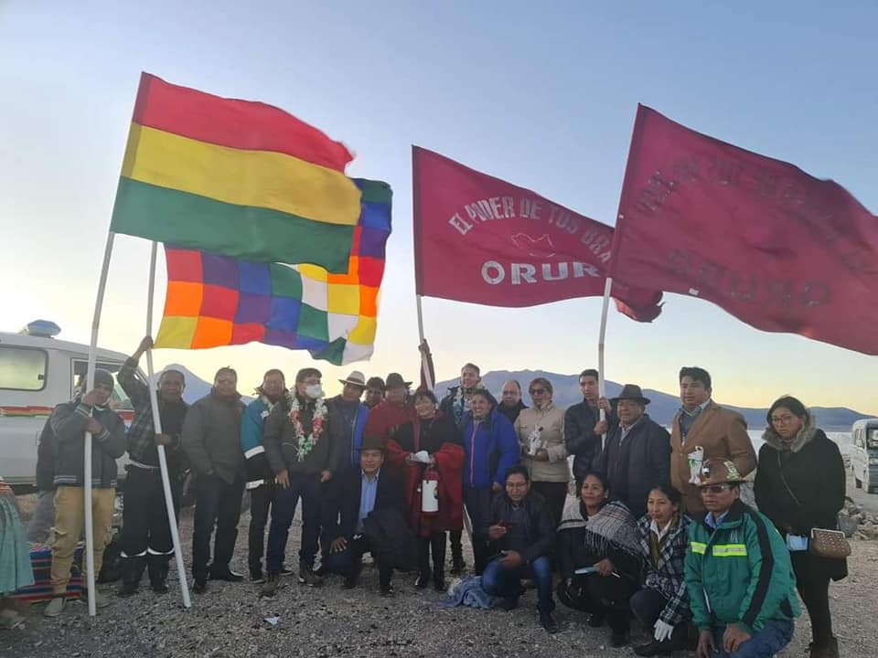 miSenado's tweet photo. #miSenado:
La senadora #MeryChoque, apoyó la interacción entre Yacimientos del Litio Boliviano -  YLB y la Universidad Técnica de #Oruro -UTO, para la transferencia de resultados de investigación: científica, tecnológica y académica.
https://t.co/Dz8QyGvVm7 https://t.co/EtnRtsb2pM