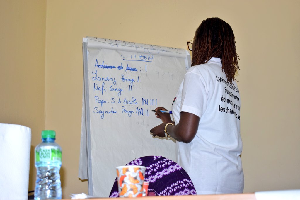 NdyeAbsaGningue's tweet photo. 2... l'Assemblée Générale a abouti à la nomination les Leads et Co-Leads des commissions et des Programmes de @imajeader dans une magnifique ambiance, le tout en rappelant les valeurs communes de l'Association ainsi que celles de ces membres. #ValorisACTION https://t.co/xnIcdZbTRI