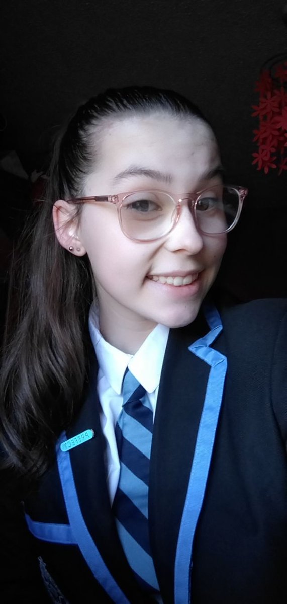 isla2005rodgers's tweet photo. Well I've officially left @_stcolumba and I couldn't be more grateful for all my teachers wonderful messages for me to read when I need them. 
I will miss you guys 💗
Thank you for everything ☺️ https://t.co/9VCeLoXLZu