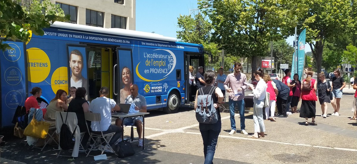 La place et de l' #emploi et de la #formation , c'est parti 👍🆗