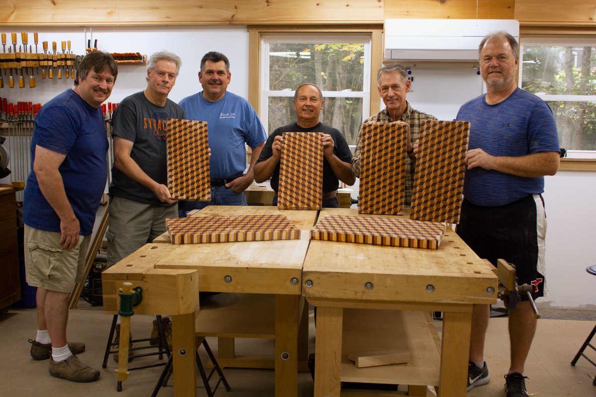 Carving For Furniture Makers – Hands-on Class - Chuck Bender - Woodworking